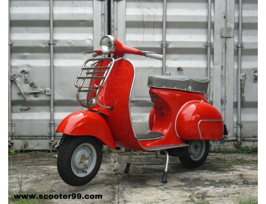 Vespa 150 Red